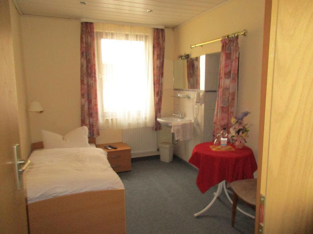 Weimer Hotel Weinähr Eksteriør bilde
